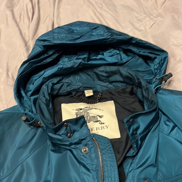 Burberry coat. This is my favorite thing I’ve ever owned. - Picture 3 of 6